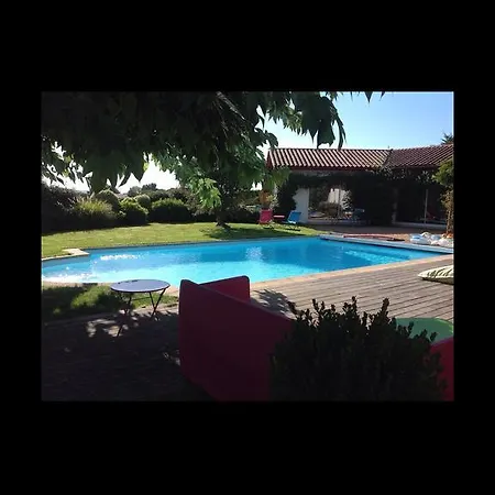 Apartament Monic Souraïde