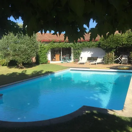 Monic Apartament Souraïde