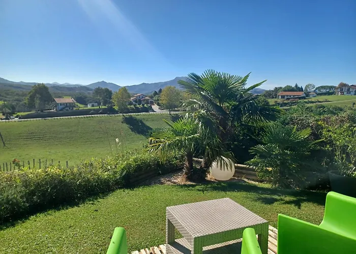 Monic Appartement Souraïde